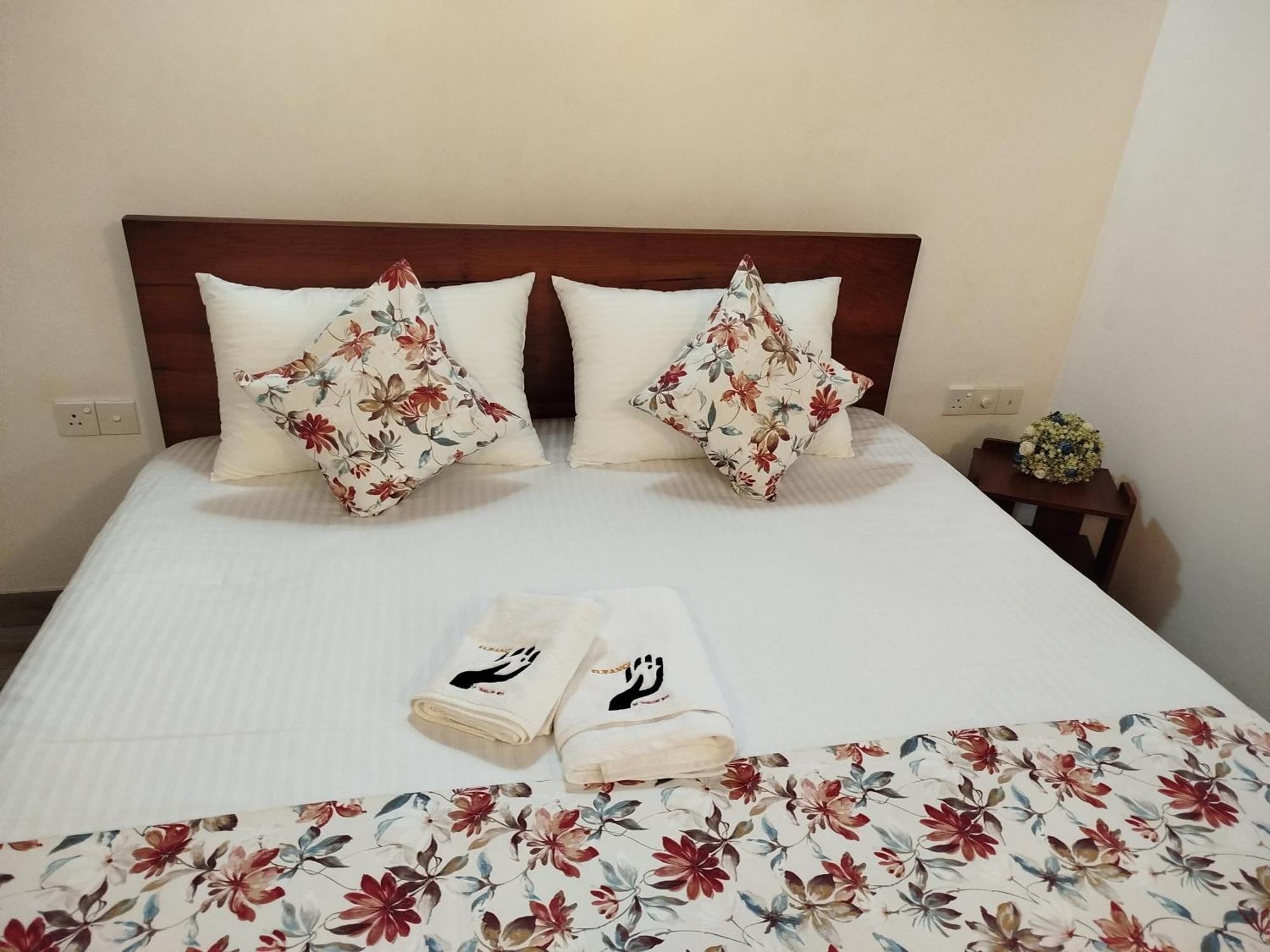 Elzangi Hotel Negombo Luaran gambar