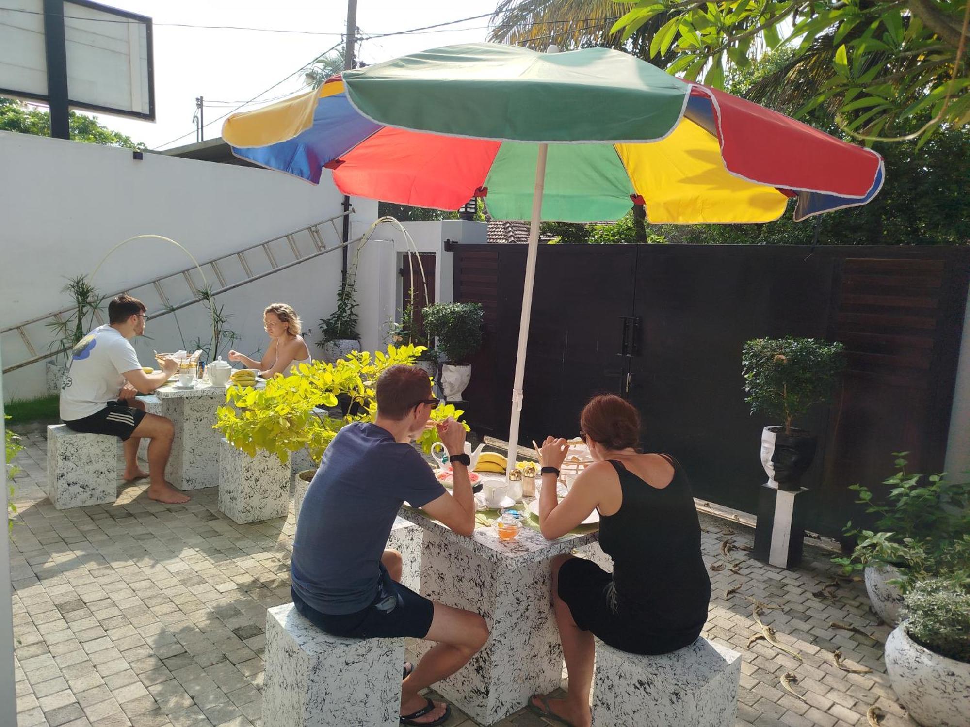 Elzangi Hotel Negombo Luaran gambar